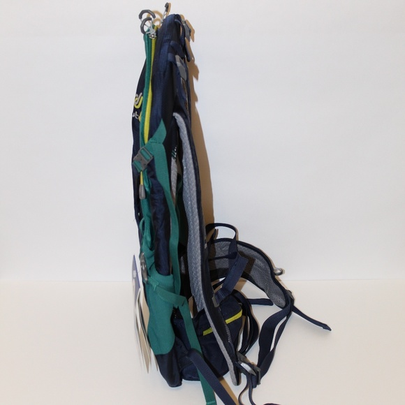 DEUTER SPEED LITE 24L NAVY/ALPINE GREEN BACKPACK - Picture 2 of 8